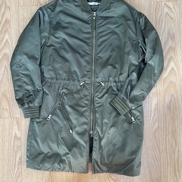 H&M long green bomber jacket - Picture 11 of 11